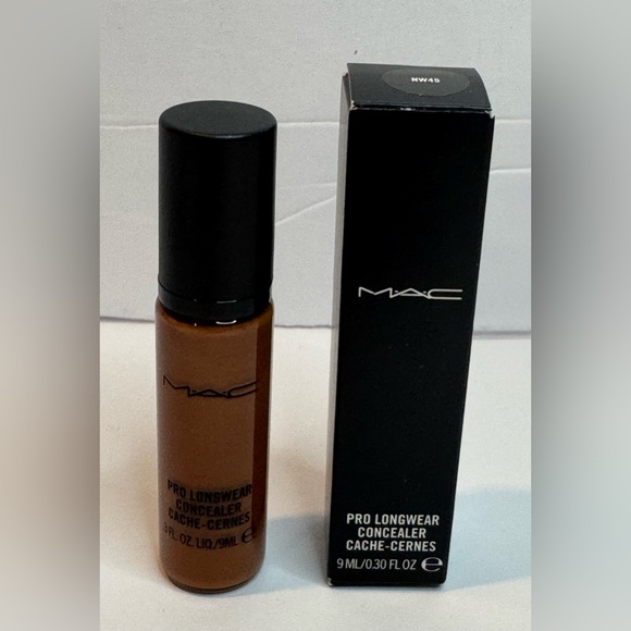 New MAC PRO LONGWEAR CONCEALER NW40 - Picture 1 of 1